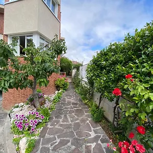 Casa Jardin Particular Ideal Grupos Y Familias , Baranain España